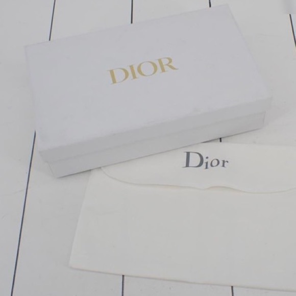 Lady Dior Cannage continental Wallet in Patent - Picture 8 of 10